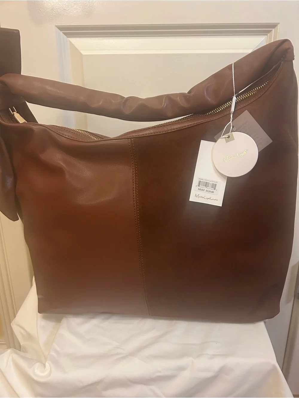 Moda Luxe spacious brown